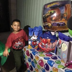 Meet your Posher, Nidia